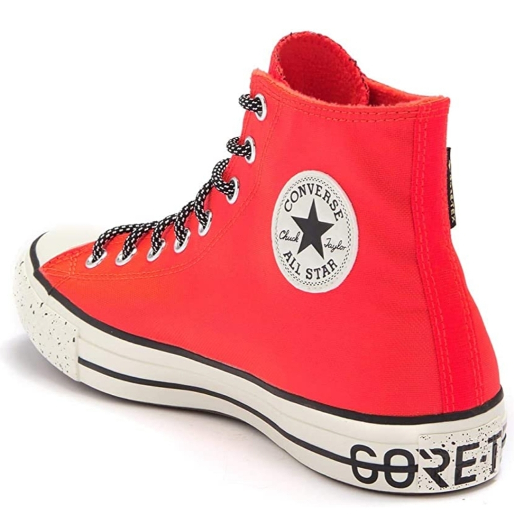 Converse x Goretex ch sneakers. Women size 6.5 men size 4.5 in pink.